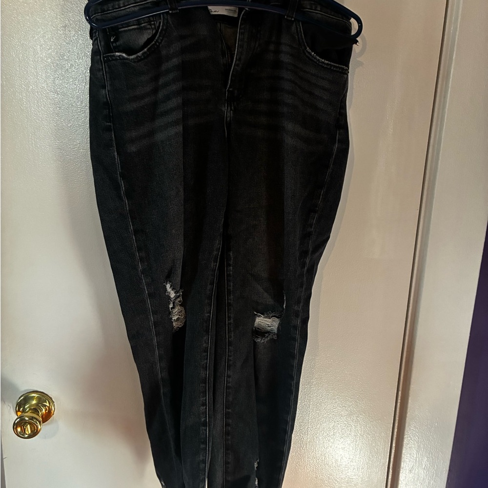 Maurice’s Women's Black Distressed Jeans